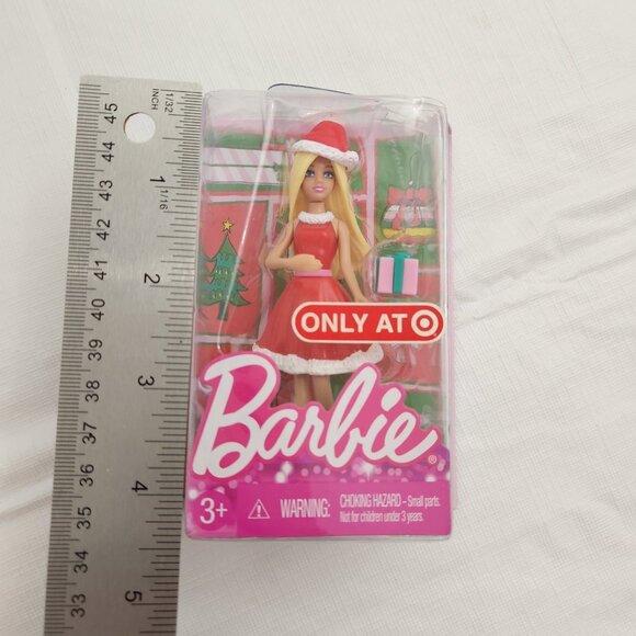 Barbie Poseable Happy Holidays Toy Christmas Outfit Present Red Heels - Picture 6 of 6